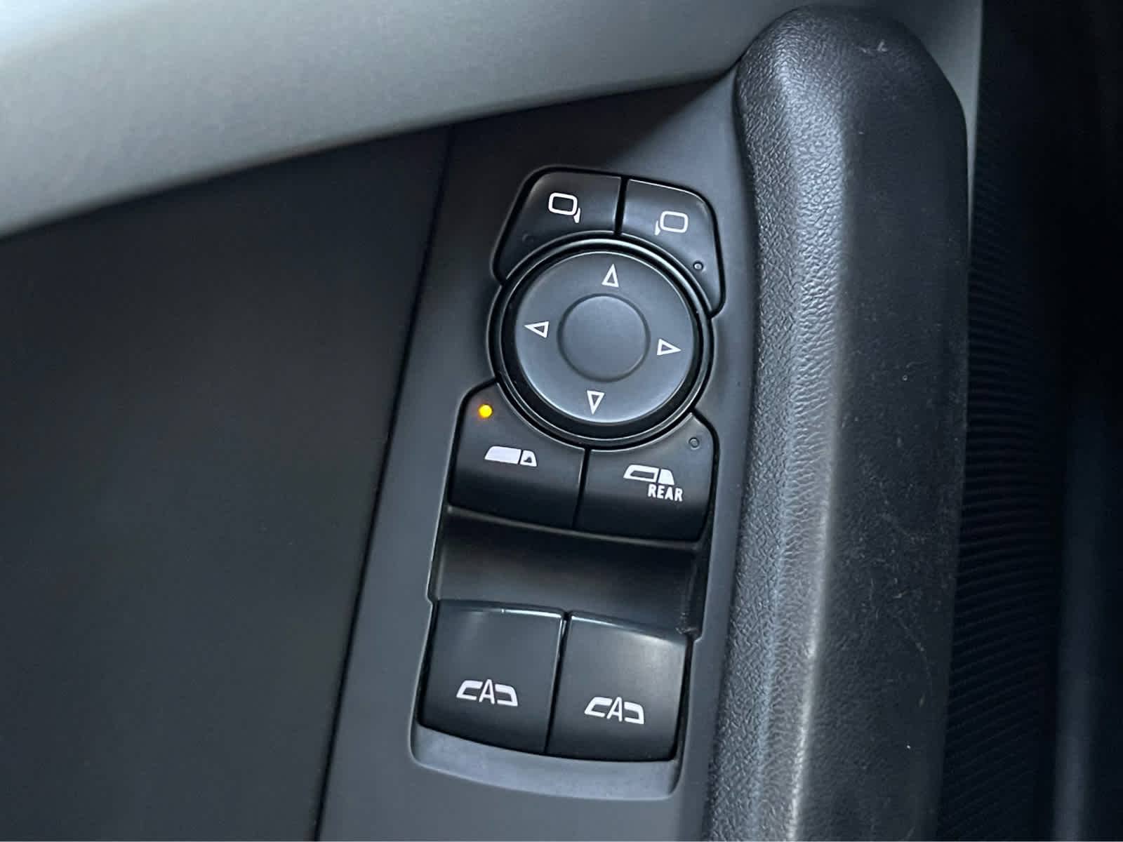 Thumbnail: 2017 Chevrolet Camaro - 18