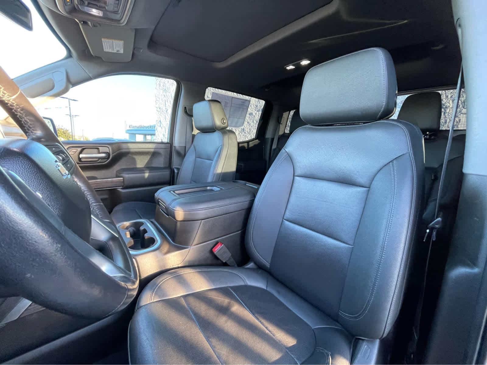 Thumbnail: 2022 Chevrolet Silverado 1500 - 22