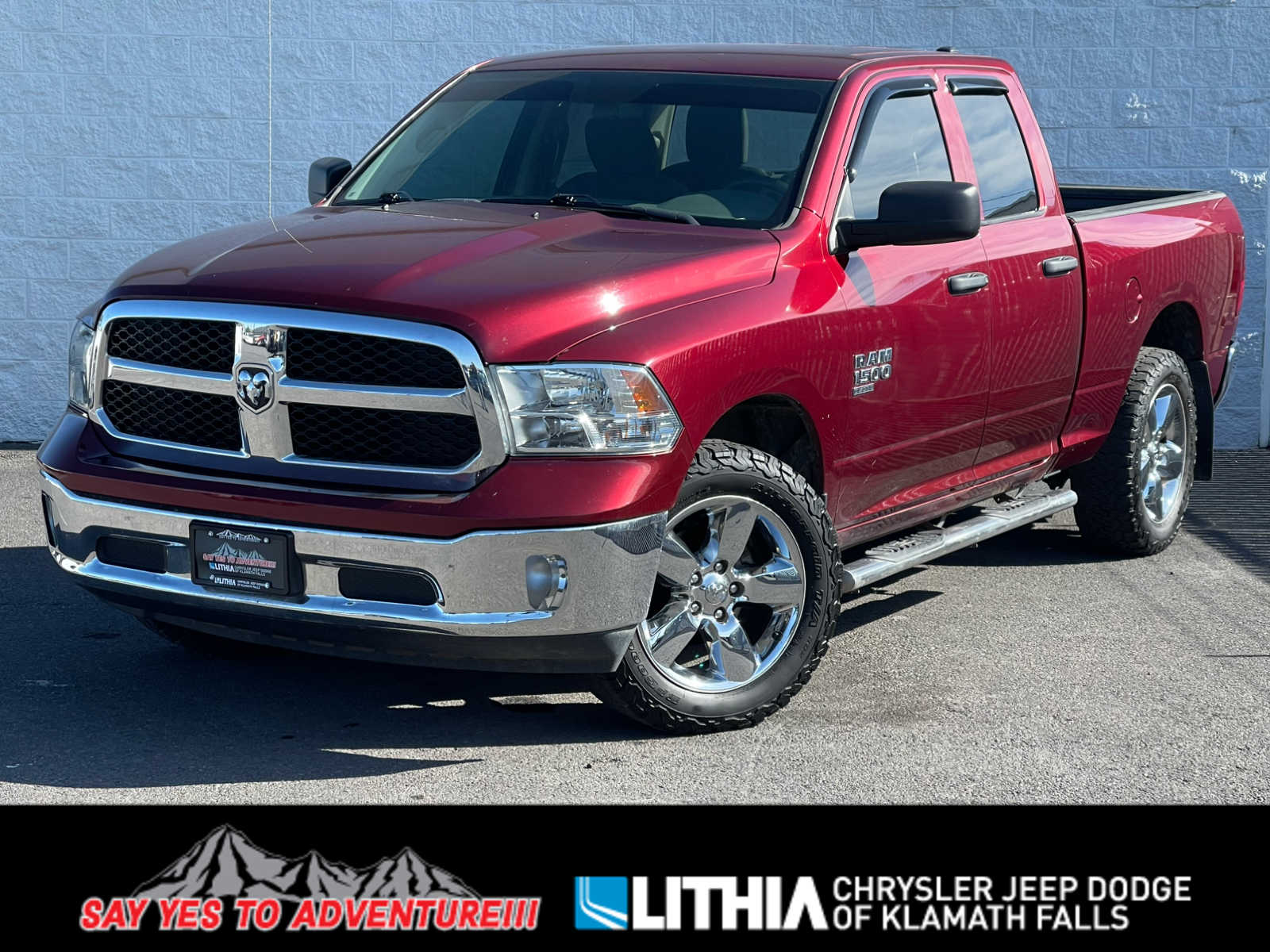 Thumbnail: 2019 RAM 1500 Classic - 1