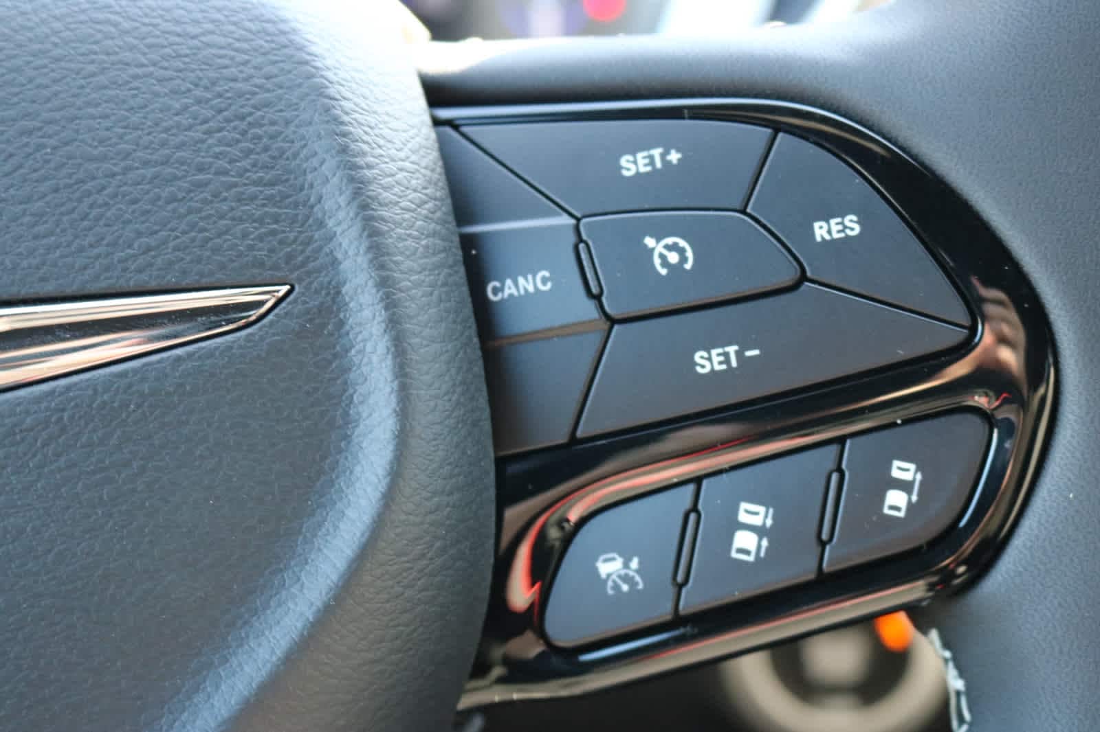 Thumbnail: 2026 Chrysler Pacifica - 23