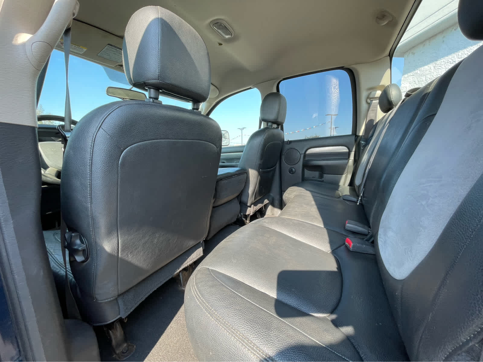 Thumbnail: 2004 Dodge Ram 2500 - 23