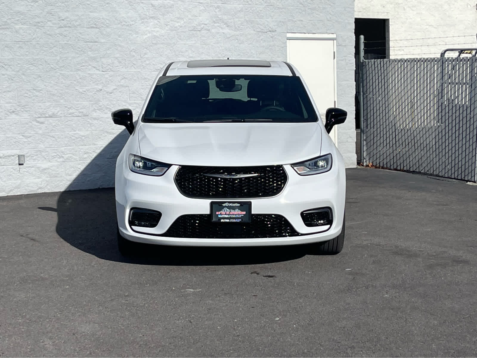 Thumbnail: 2026 Chrysler Pacifica - 11