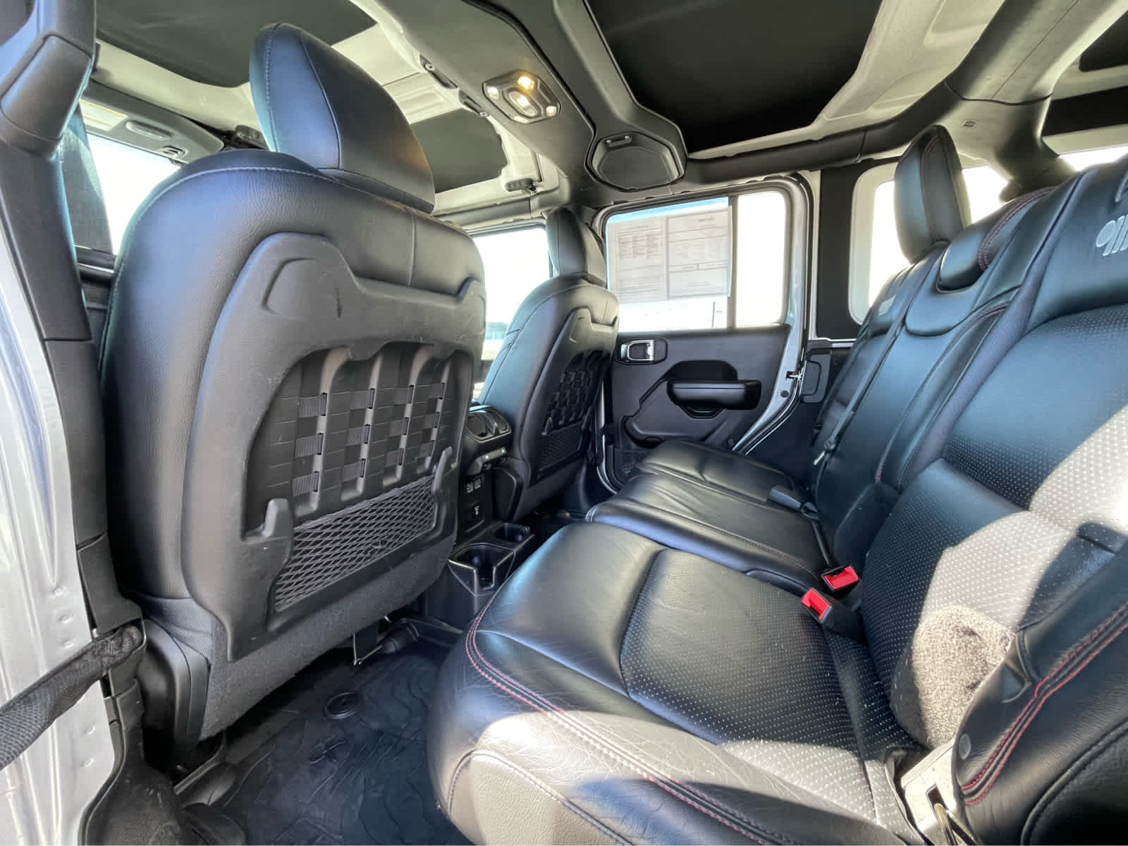 Thumbnail: 2021 Jeep Wrangler - 22