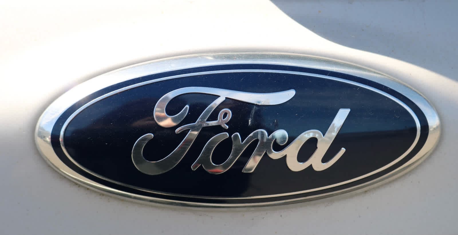 Thumbnail: 2015 Ford Explorer - 9
