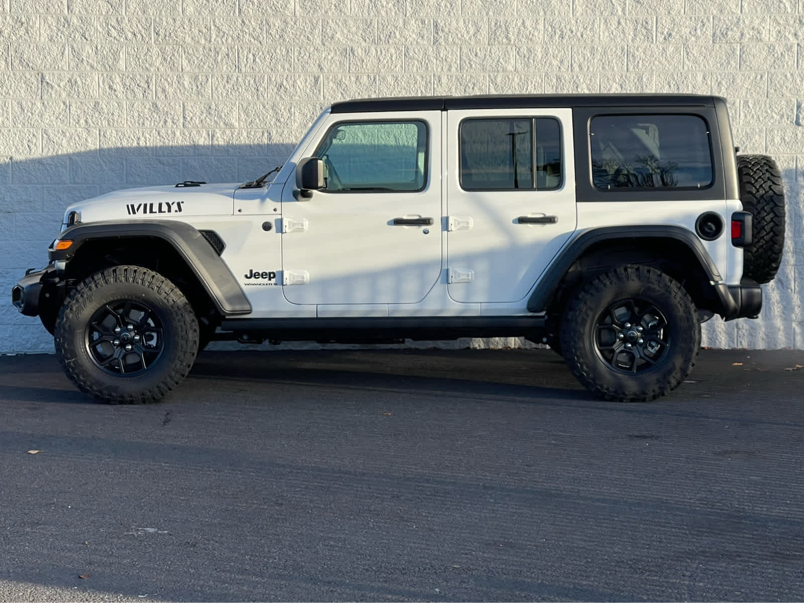 Thumbnail: 2026 Jeep Wrangler - 4