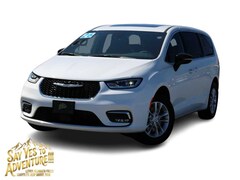 2026 Chrysler Pacifica SELECT AWD Klamath Falls, OR