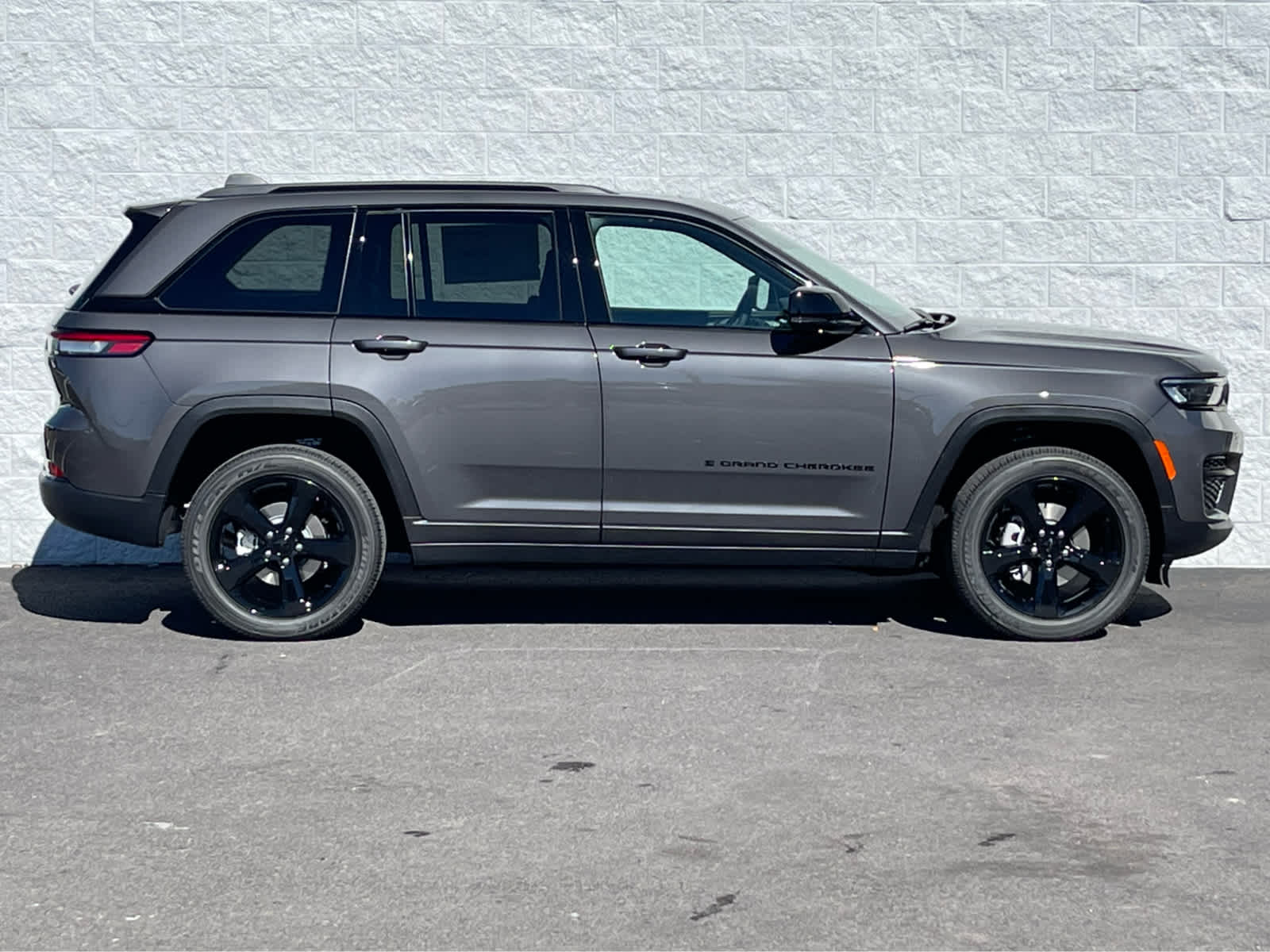 Thumbnail: 2025 Jeep Grand Cherokee - 5