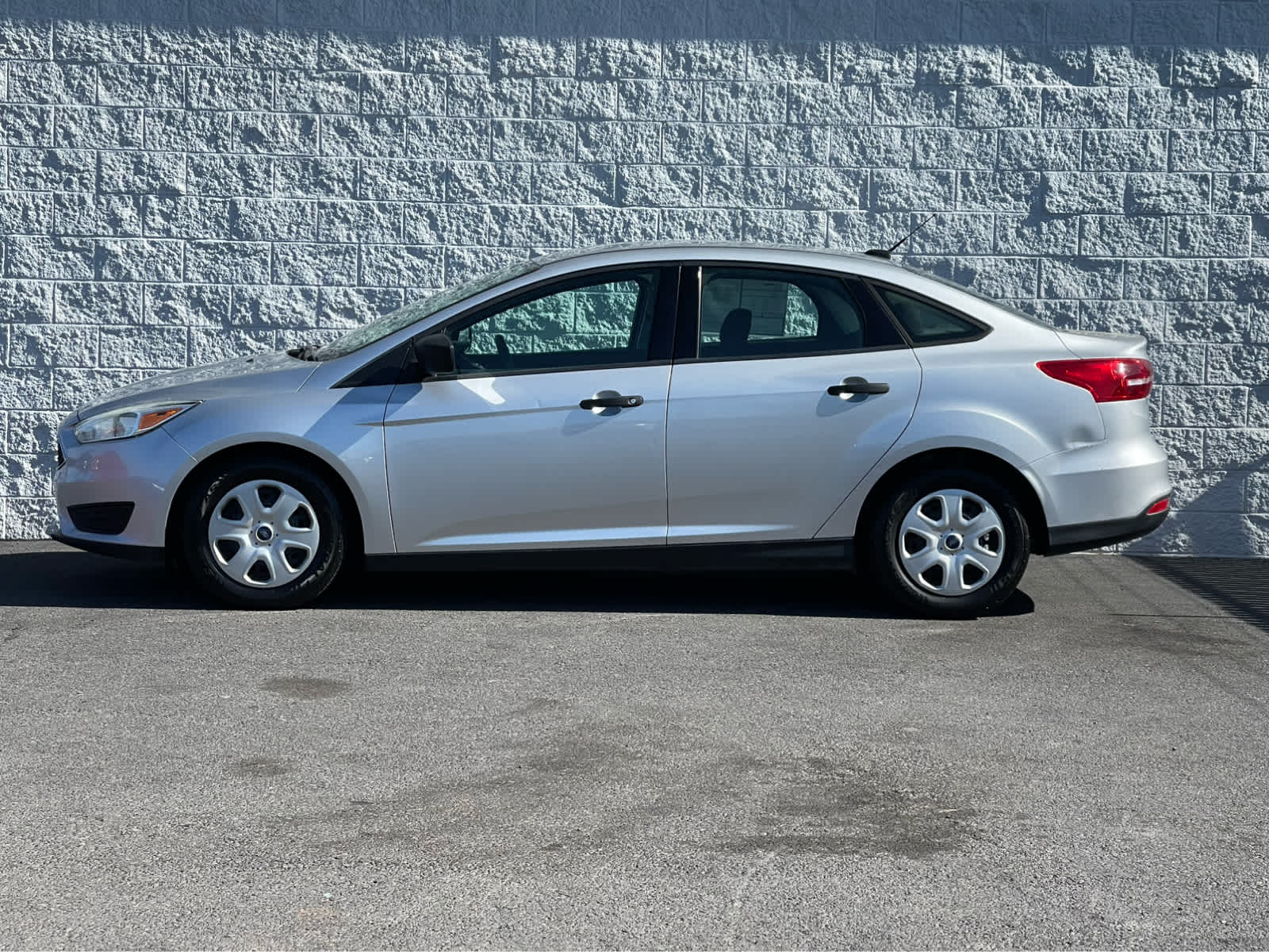 Thumbnail: 2017 Ford Focus - 4