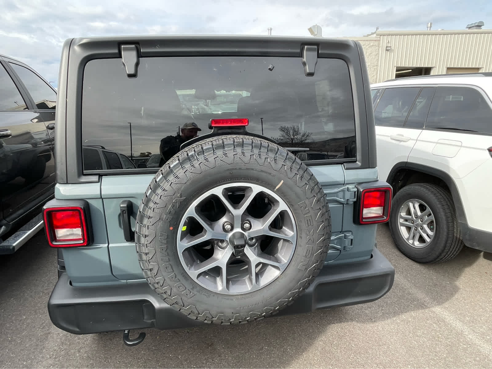 Thumbnail: 2026 Jeep Wrangler - 5