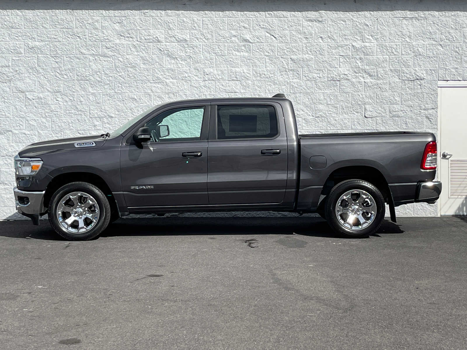 Used 2022 RAM Ram 1500 Pickup Big Horn/Lone Star with VIN 1C6SRFFT8NN340971 for sale in Klamath Falls, OR