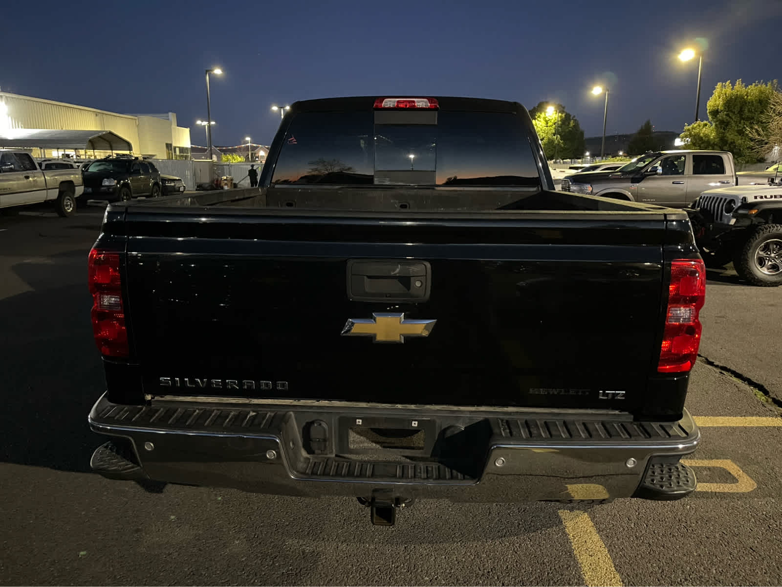 Thumbnail: 2015 Chevrolet Silverado 1500 - 4