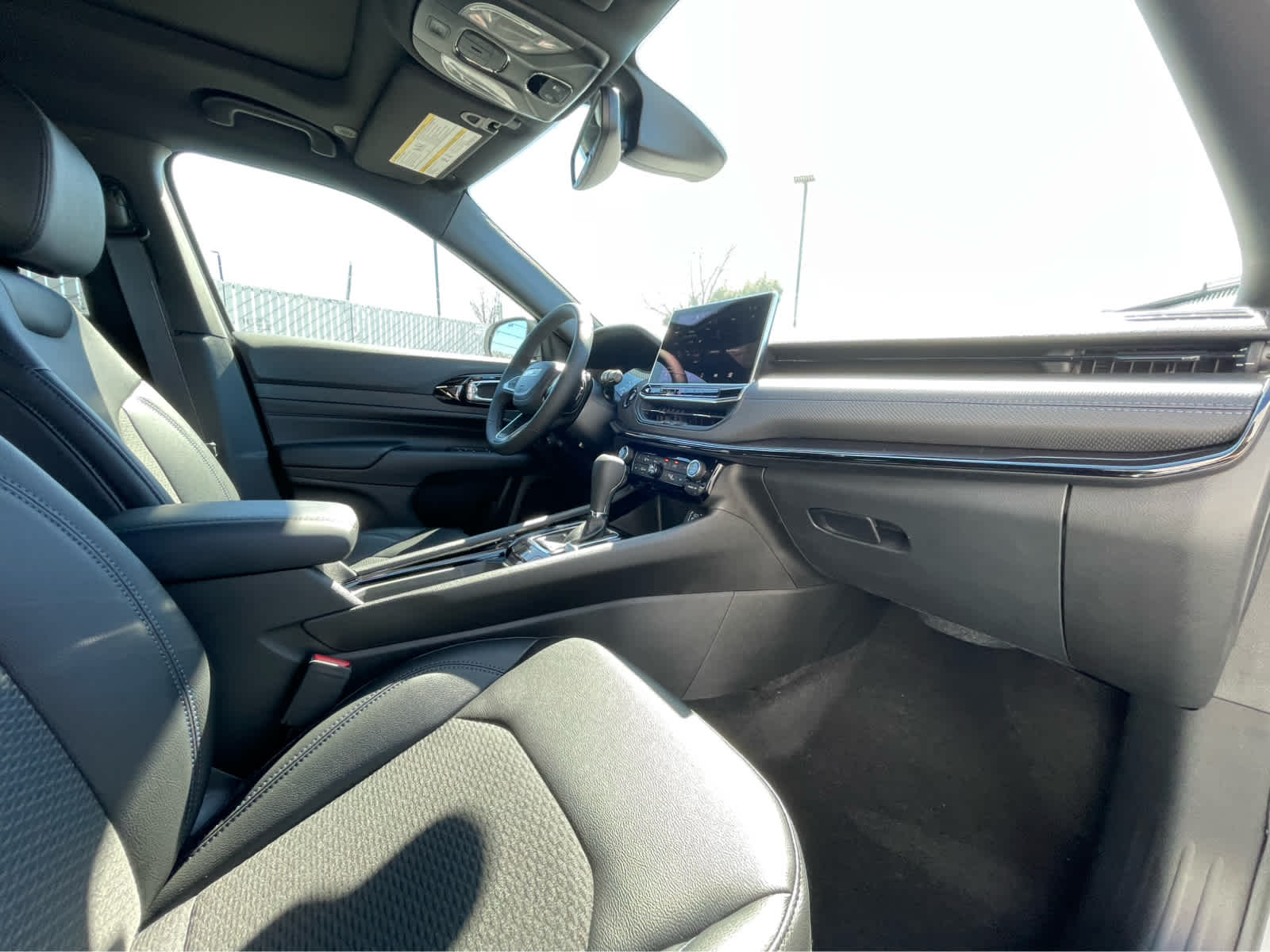 Thumbnail: 2025 Jeep Compass - 27