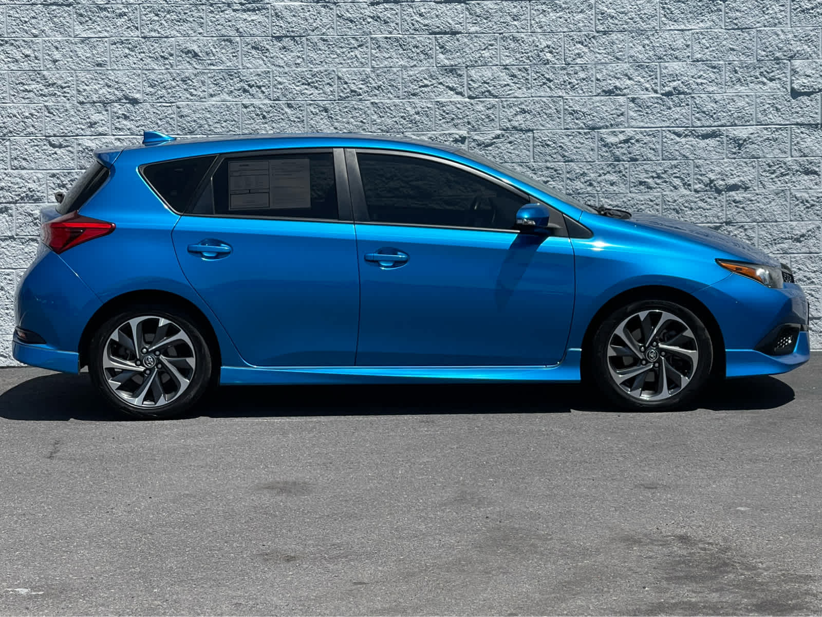 Thumbnail: 2018 Toyota Corolla iM - 5