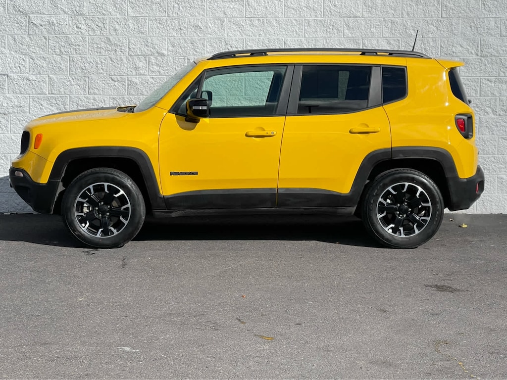 Used 2023 Jeep Renegade Latitude SUV