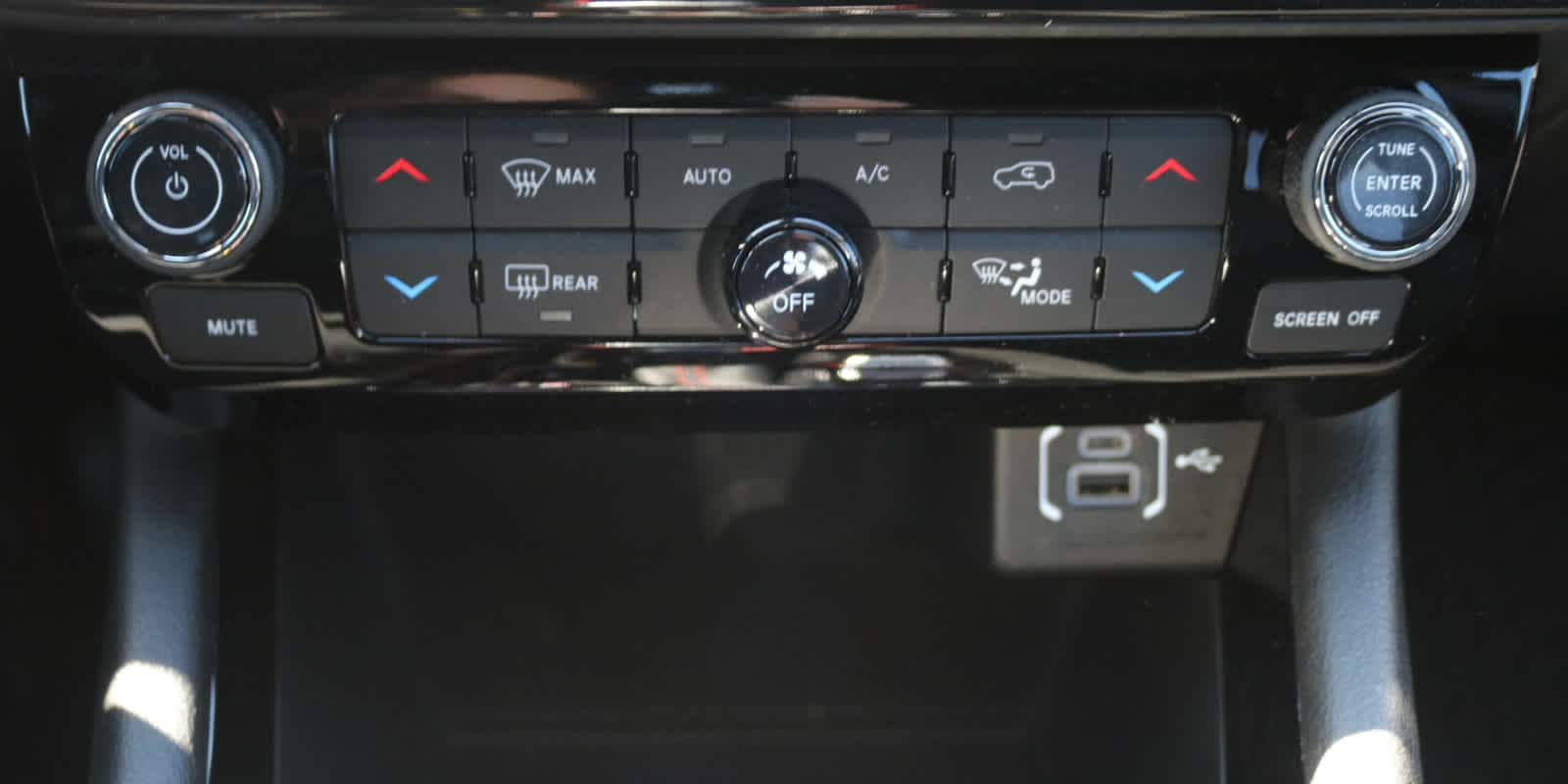 Thumbnail: 2026 Jeep Compass - 19