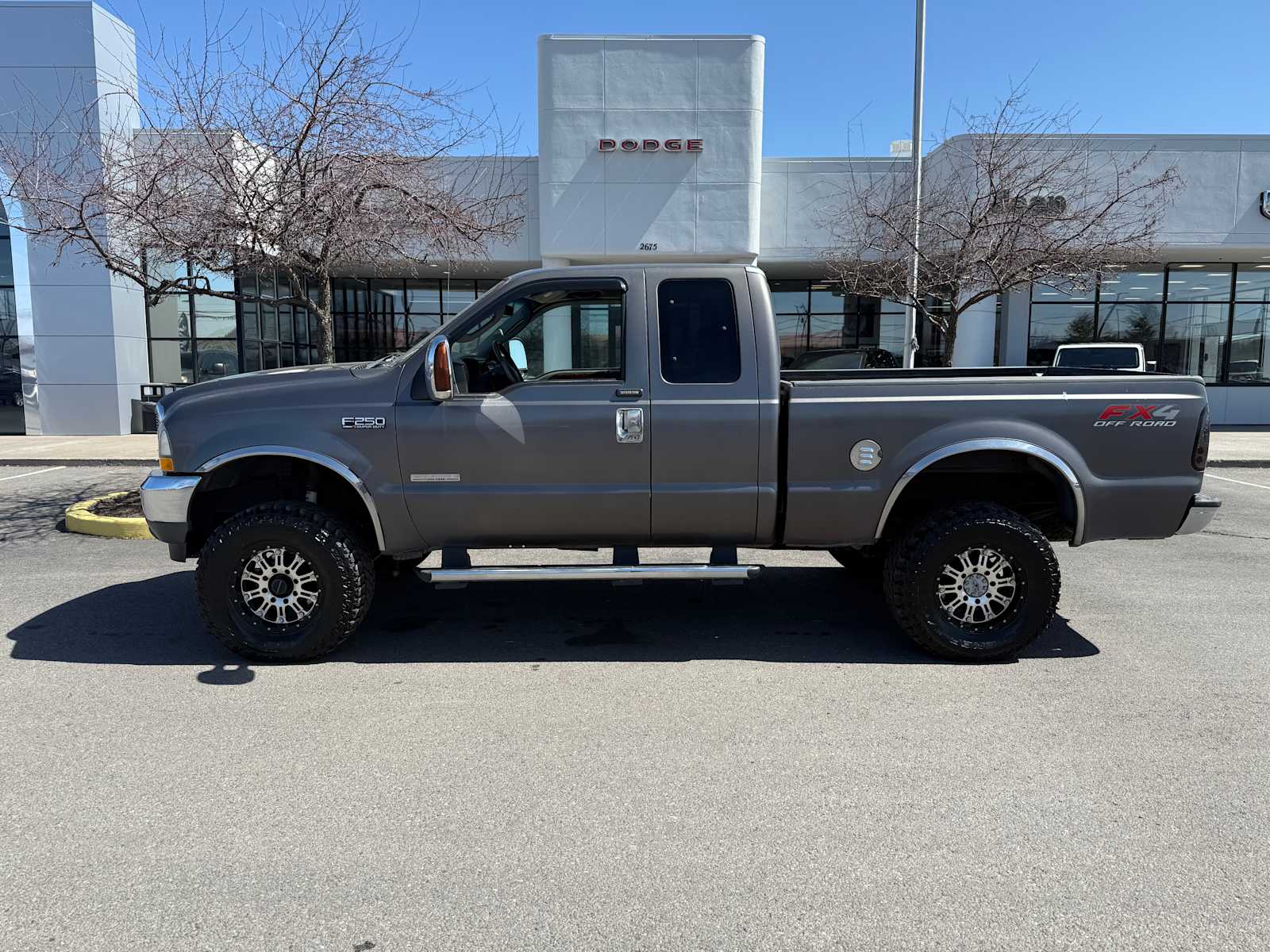 Used 2004 Ford F-250 Super Duty Lariat with VIN 1FTNX21P14EA35910 for sale in Klamath Falls, OR