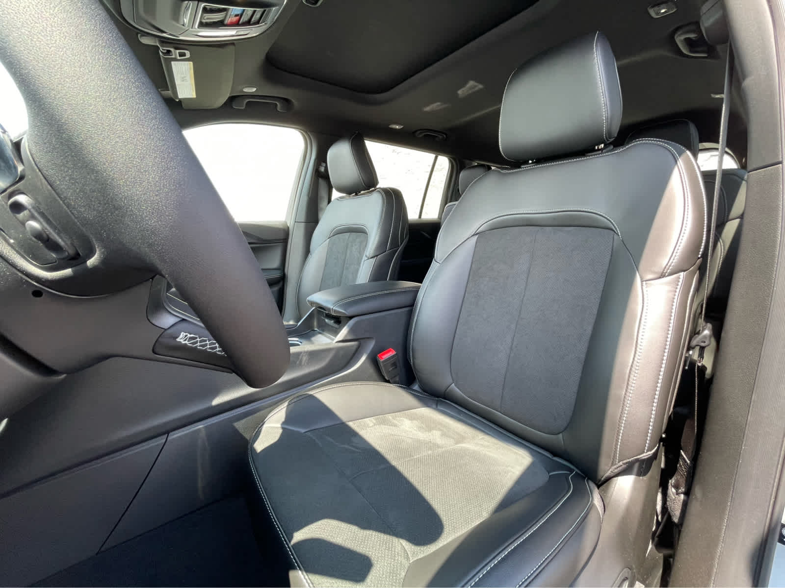 Thumbnail: 2025 Jeep Grand Cherokee - 22