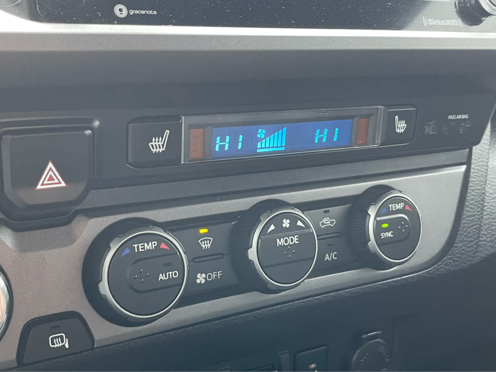 Thumbnail: 2022 Toyota Tacoma - 16