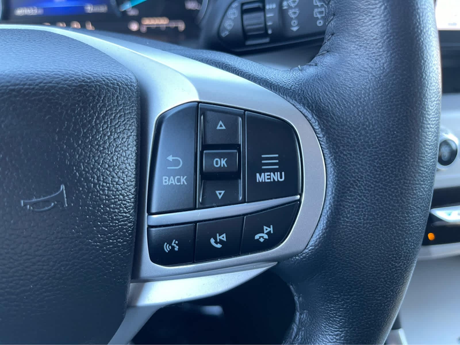 Thumbnail: 2023 Ford Explorer - 28