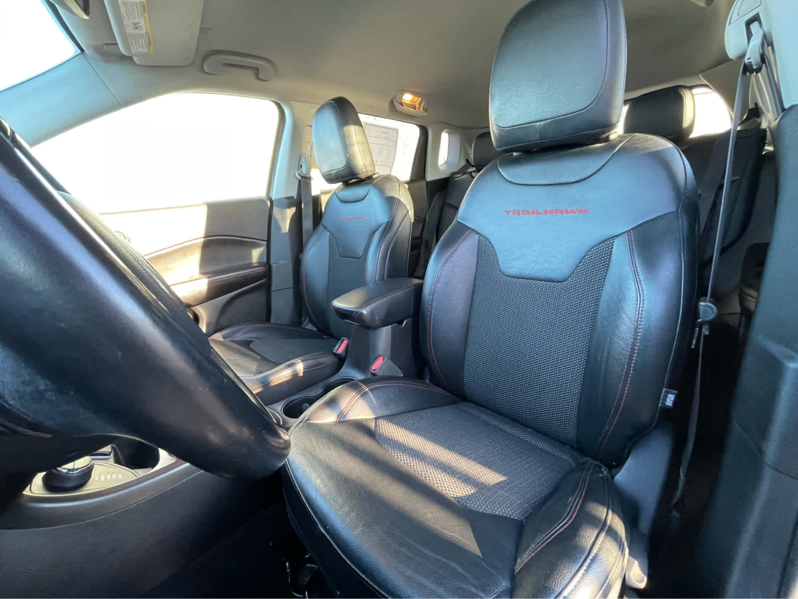 Thumbnail: 2020 Jeep Compass - 23