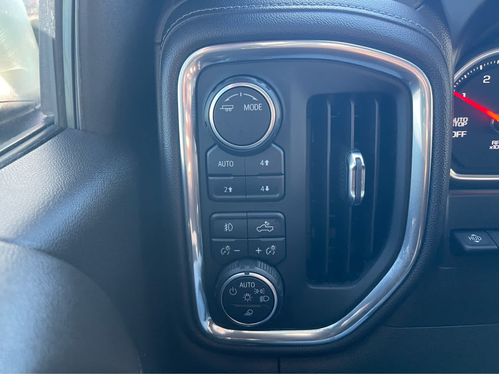 Thumbnail: 2021 Chevrolet Silverado 1500 - 19