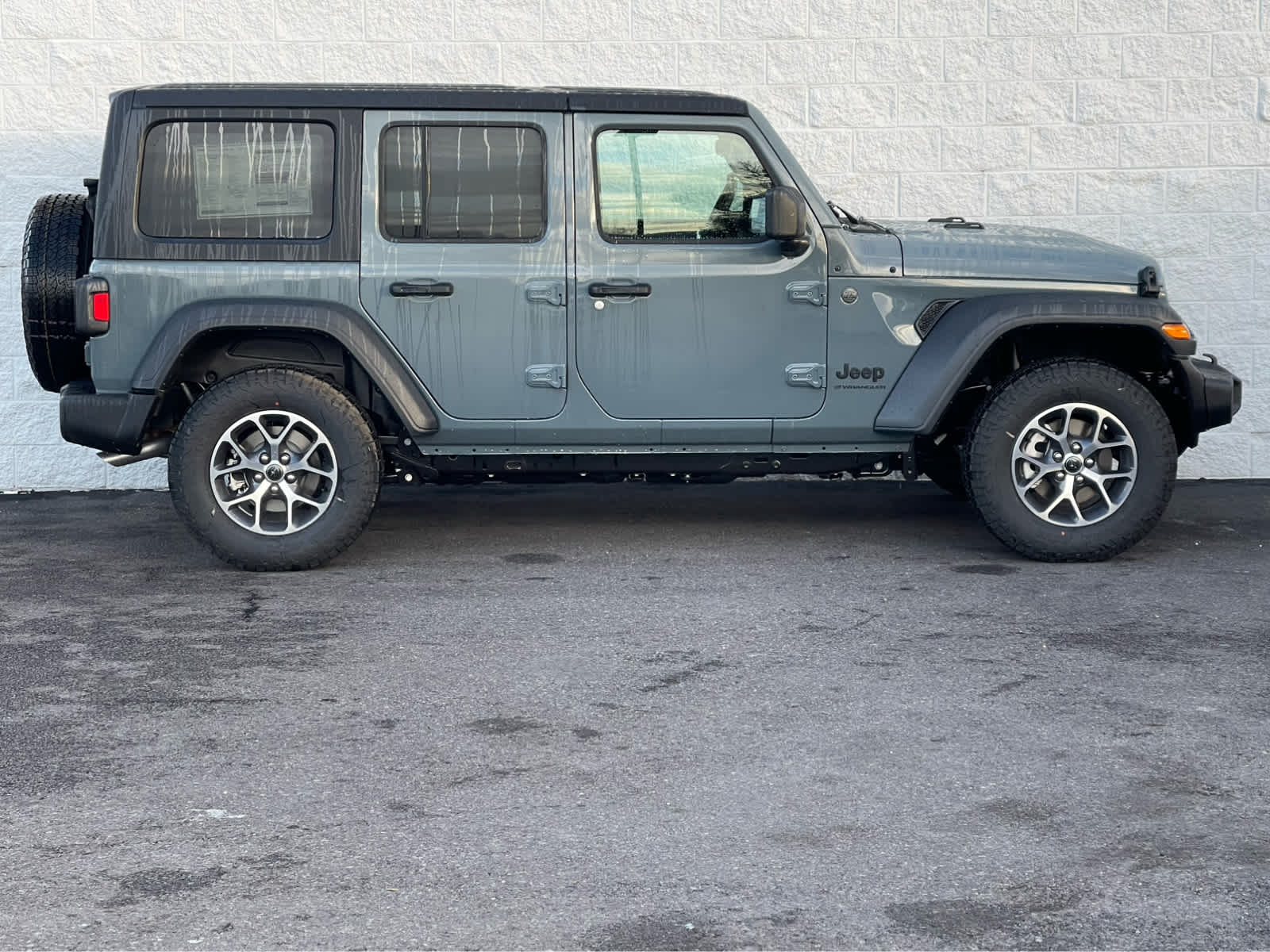 Thumbnail: 2026 Jeep Wrangler - 6