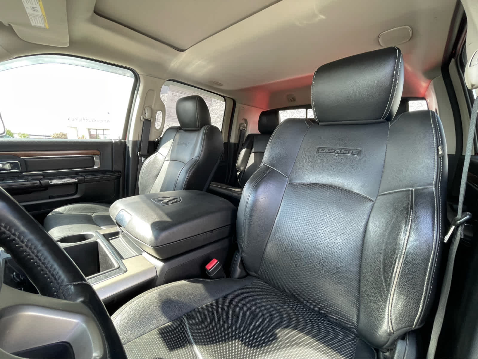 2013 RAM 3500 Laramie 21
