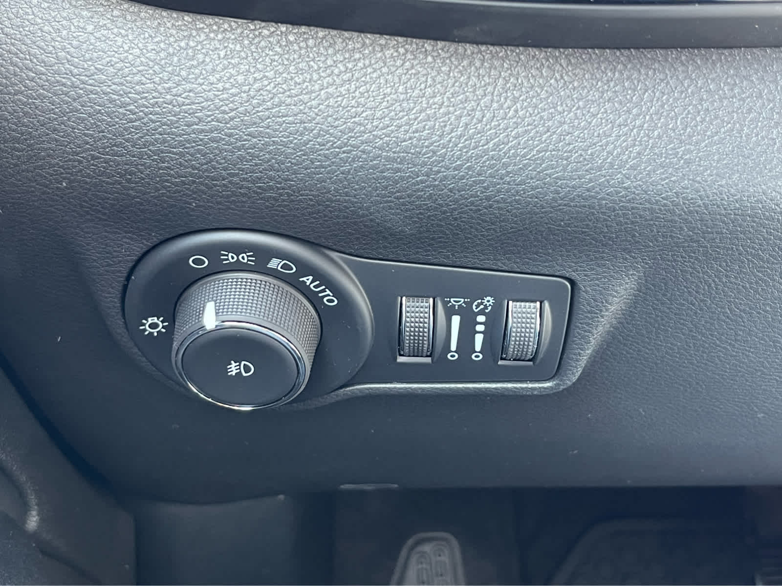 Thumbnail: 2025 Jeep Compass - 16