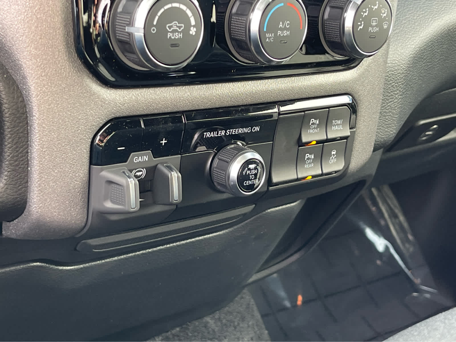 Thumbnail: 2026 RAM 1500 - 16