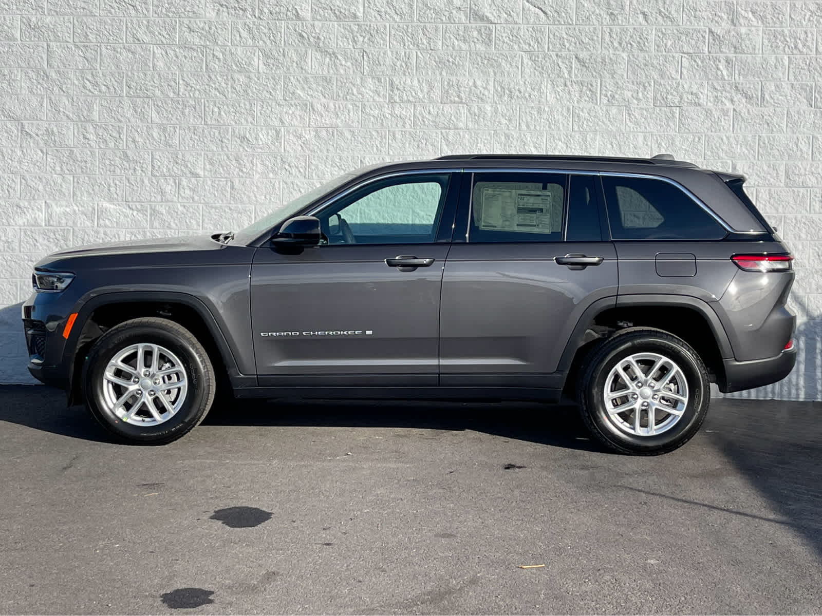 Thumbnail: 2025 Jeep Grand Cherokee - 2