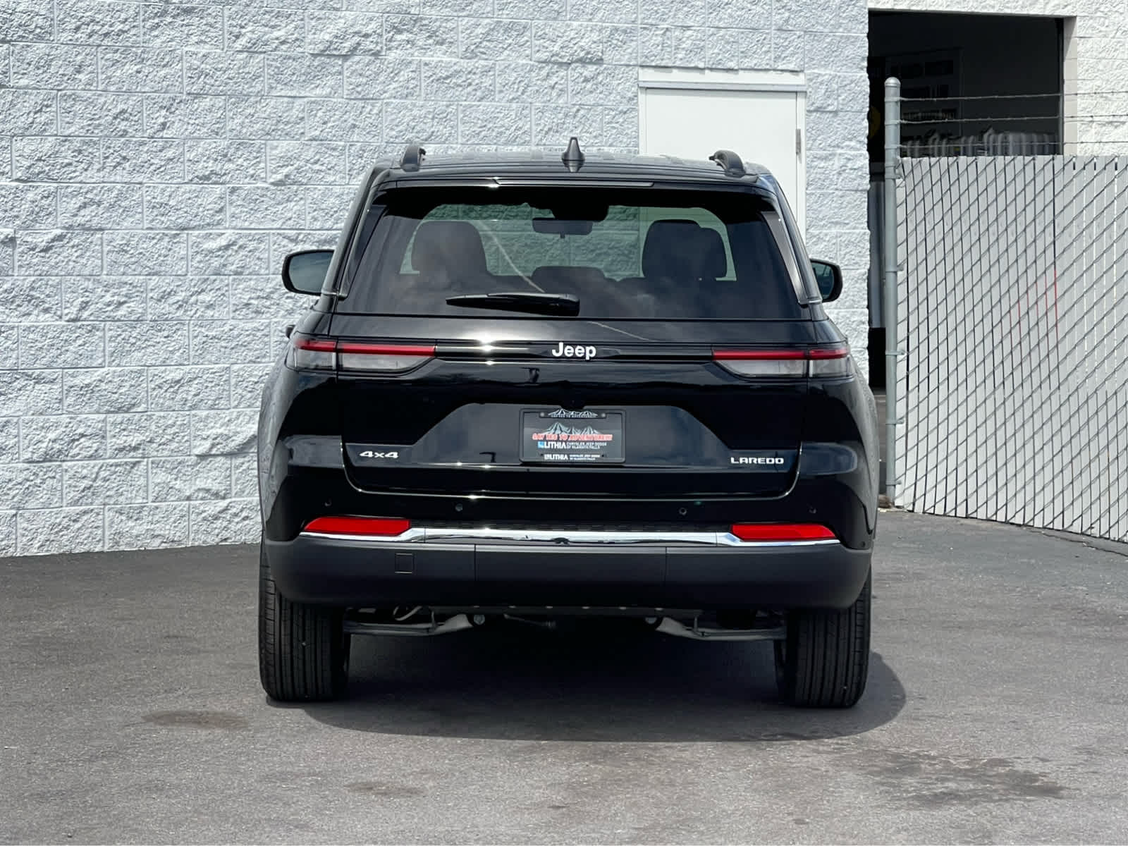 Thumbnail: 2025 Jeep Grand Cherokee - 6