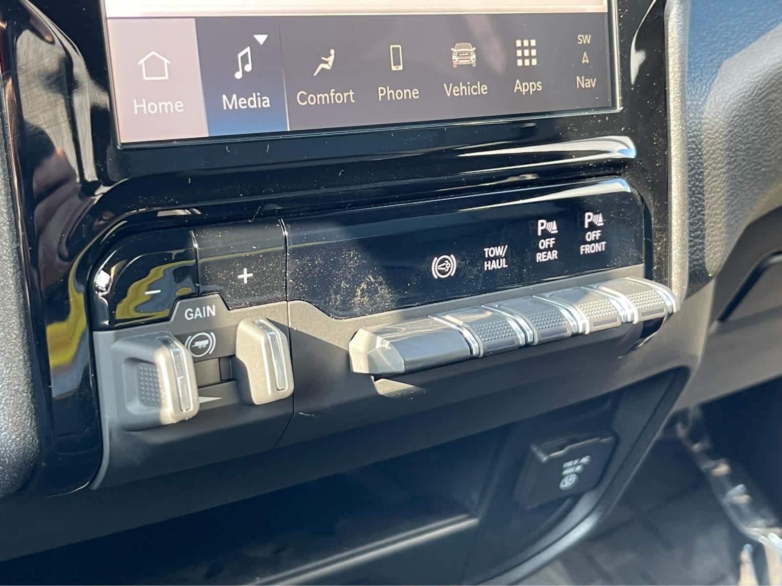 Thumbnail: 2026 RAM 2500 - 17