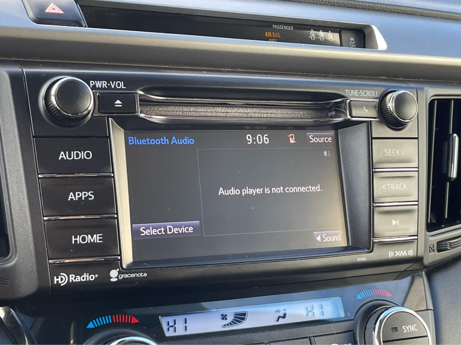 Thumbnail: 2018 Toyota RAV4 - 14