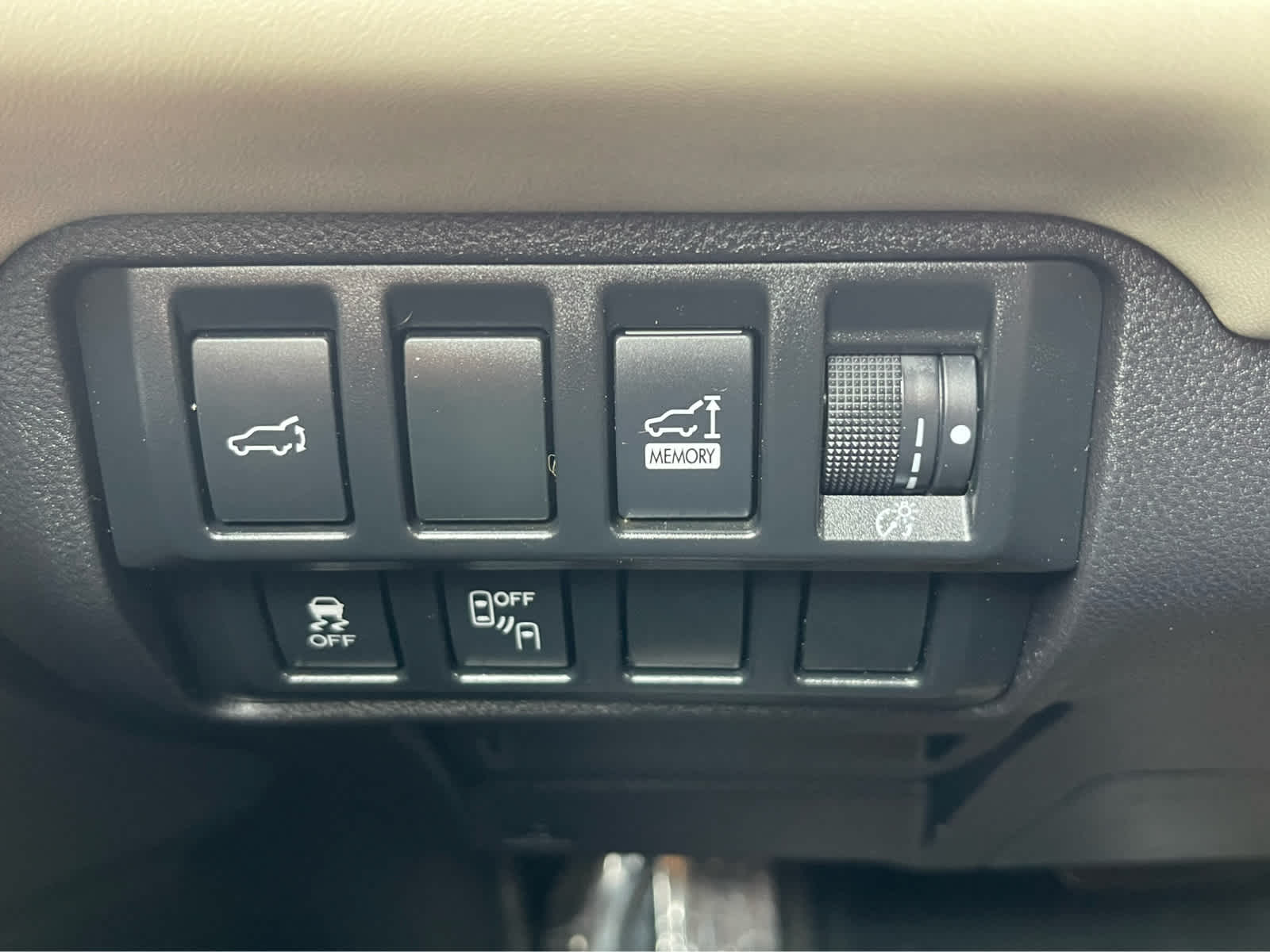 Thumbnail: 2019 Subaru Ascent - 17