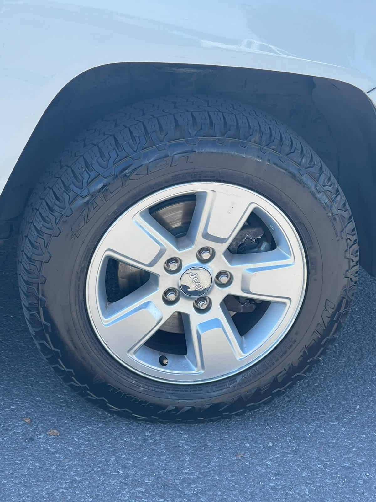 Thumbnail: 2013 Jeep Compass - 11