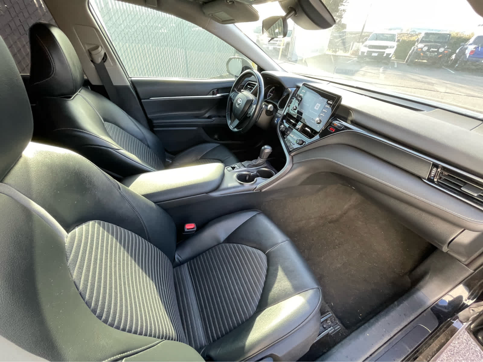 Thumbnail: 2021 Toyota Camry - 26