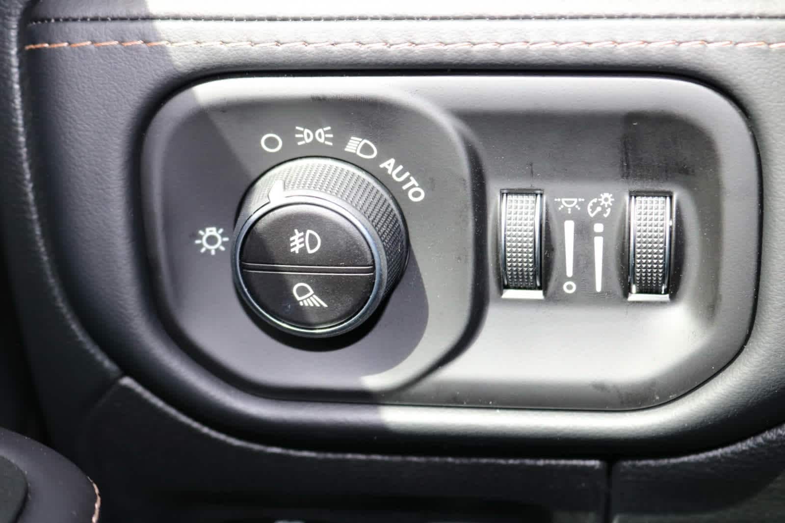 Thumbnail: 2026 RAM 1500 - 22