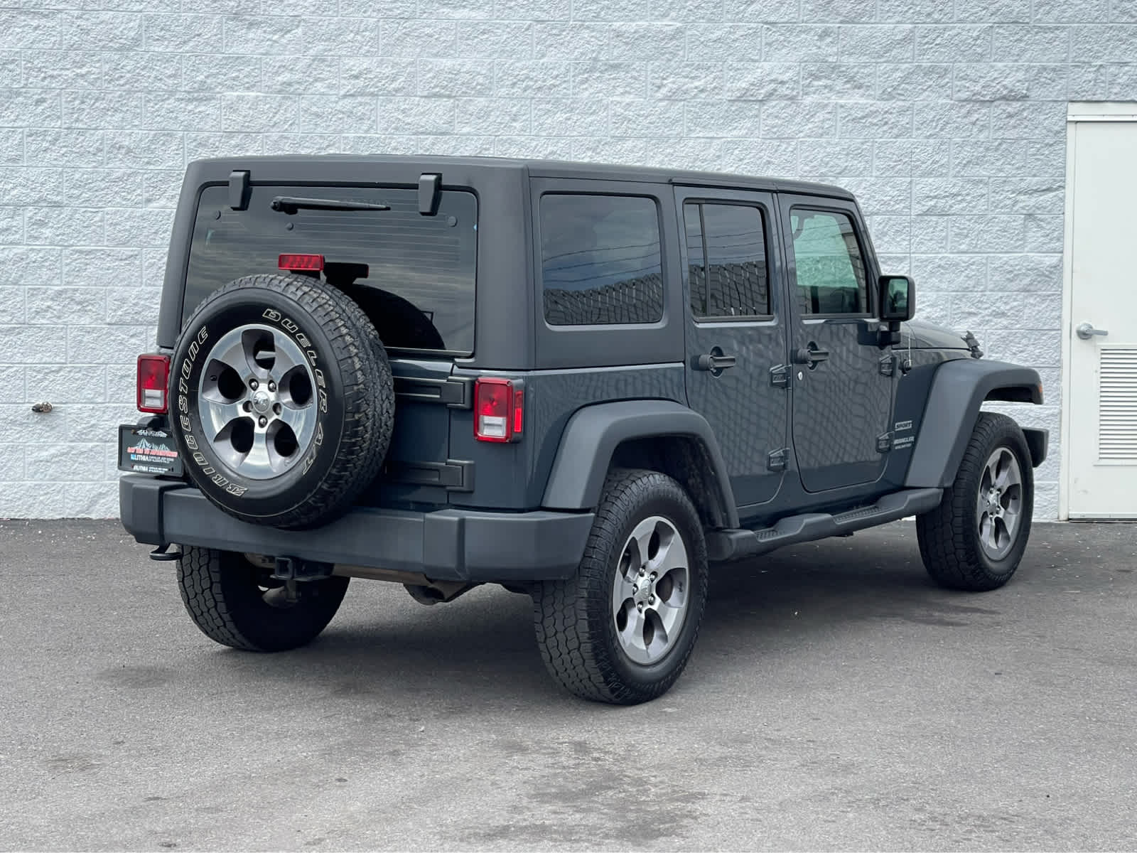 2017 Jeep Wrangler Unlimited Sport 7