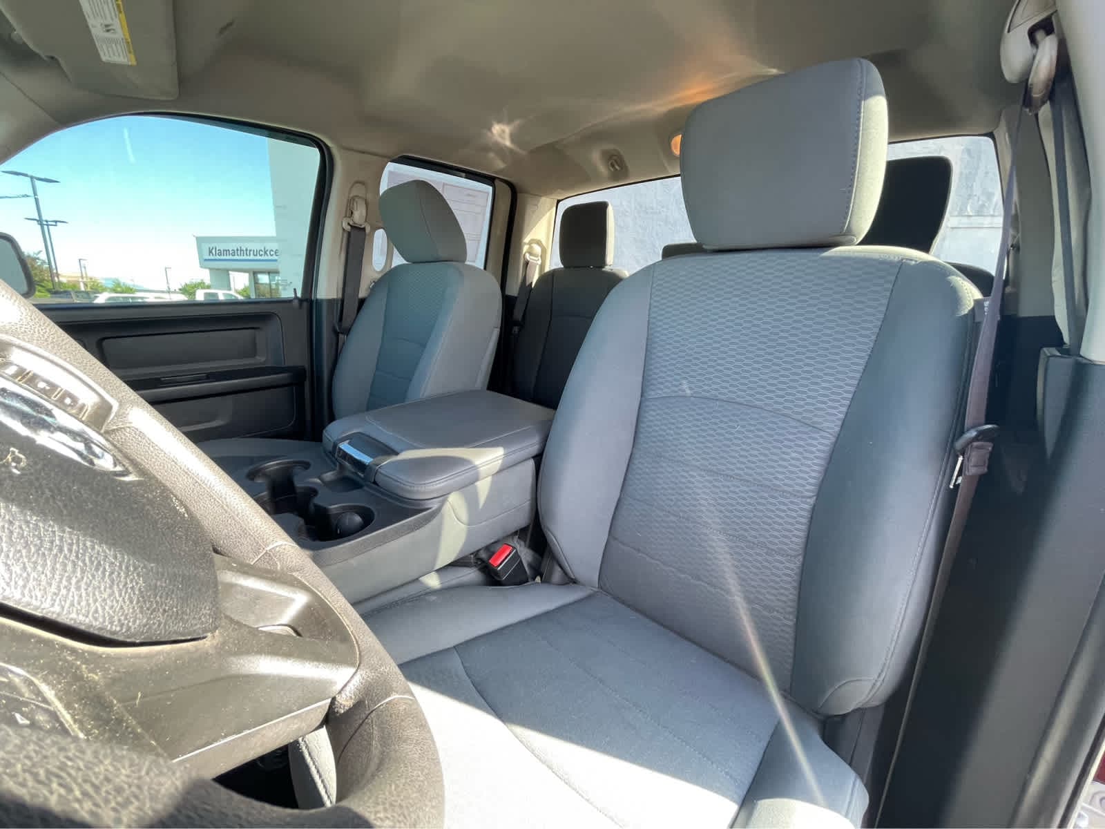 Thumbnail: 2019 RAM 1500 Classic - 21
