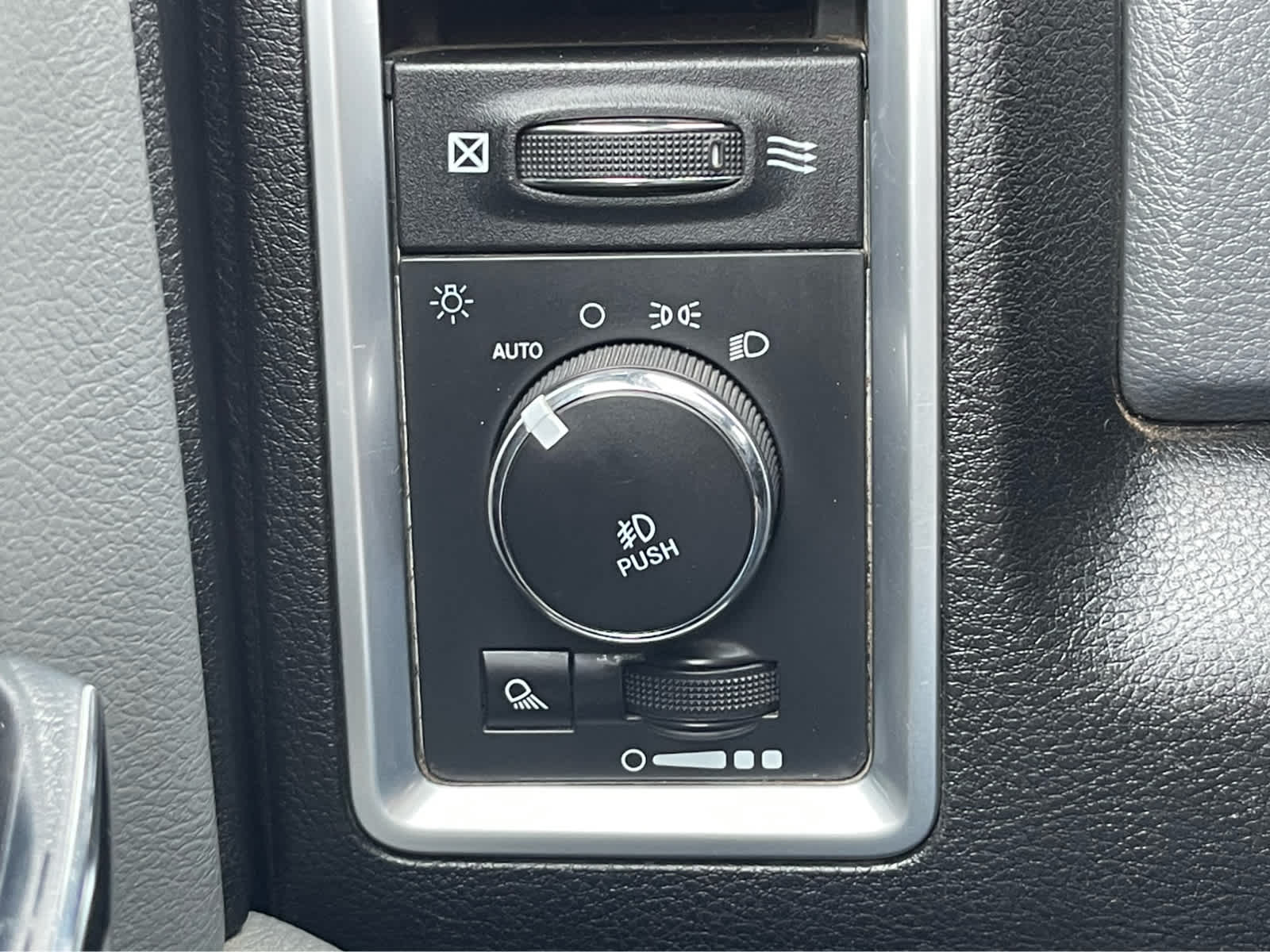 Thumbnail: 2017 RAM 3500 - 19