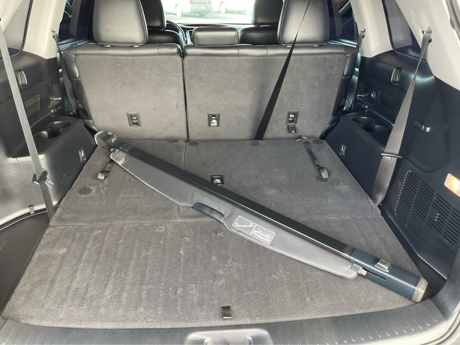 Thumbnail: 2018 Toyota Highlander - 25