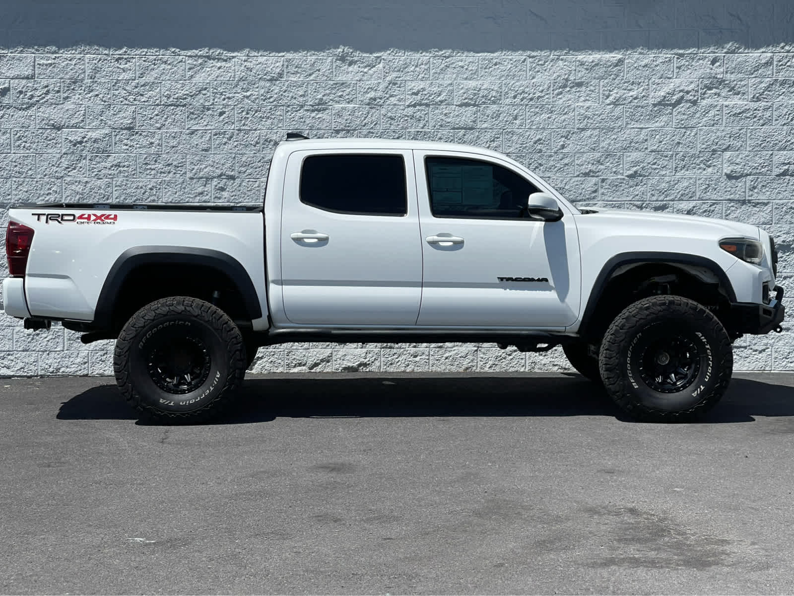 Thumbnail: 2019 Toyota Tacoma - 5
