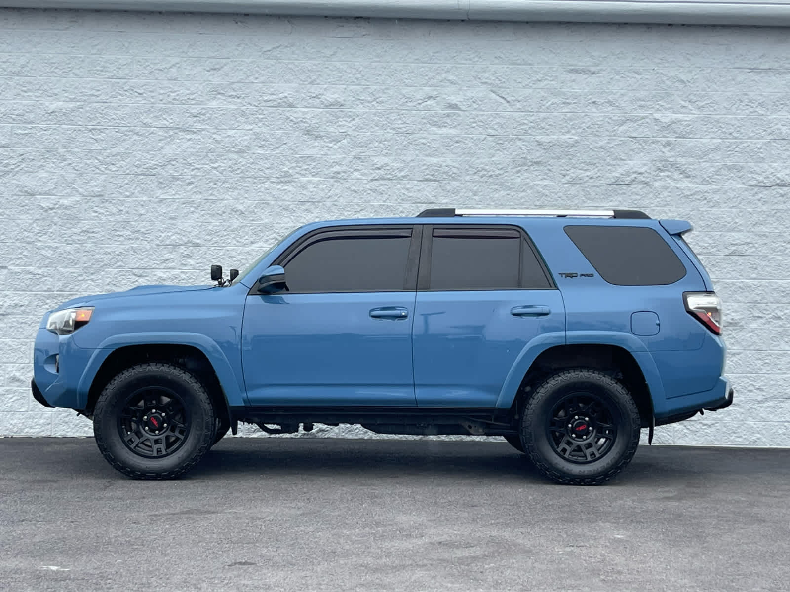 Thumbnail: 2018 Toyota 4Runner - 4