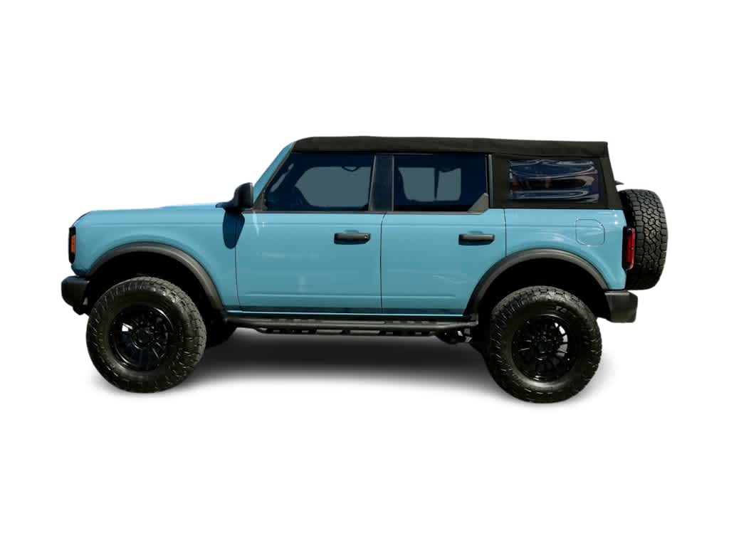 Thumbnail: 2022 Ford Bronco - 3