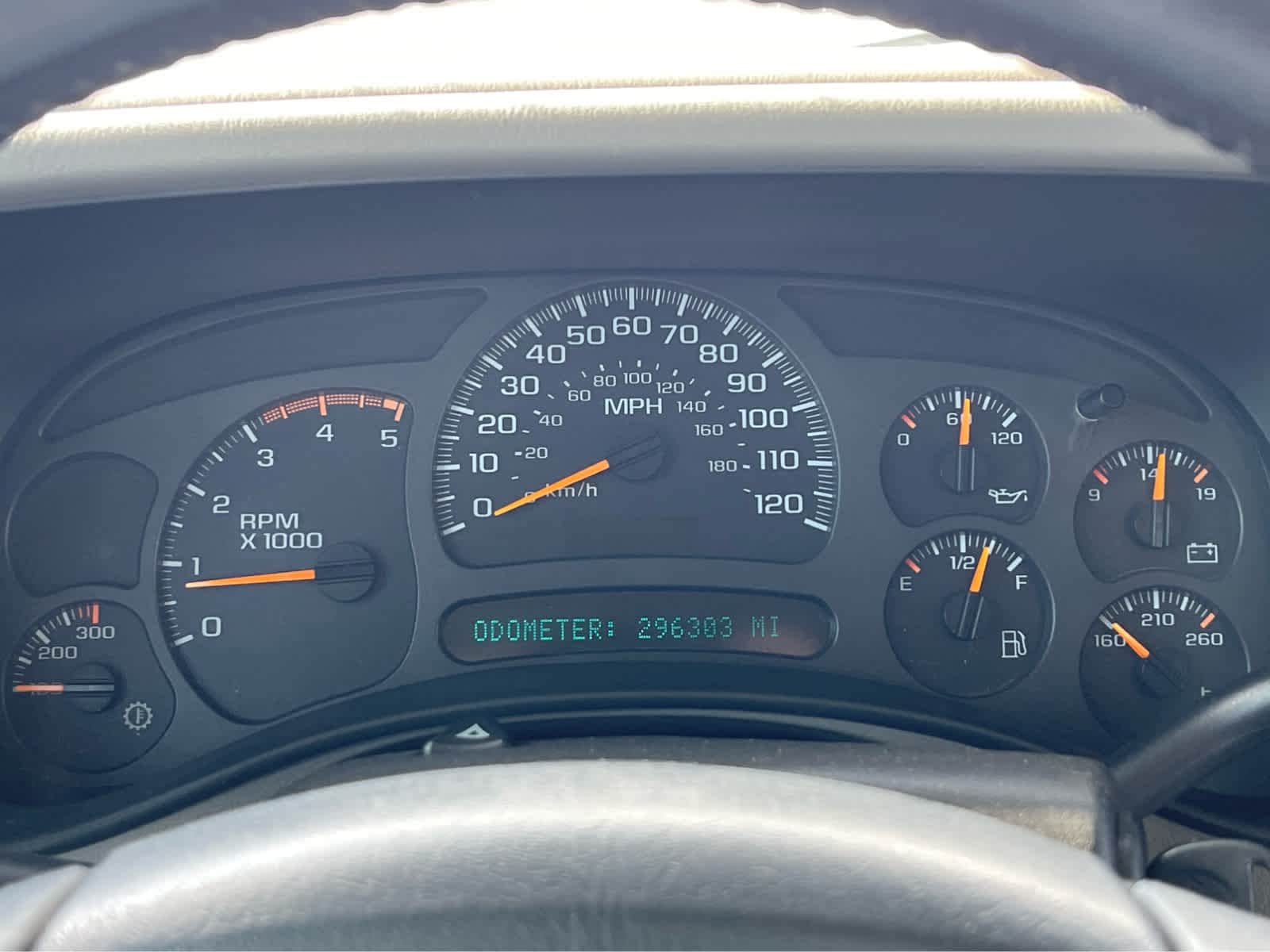 Thumbnail: 2003 Chevrolet Silverado 2500 - 15