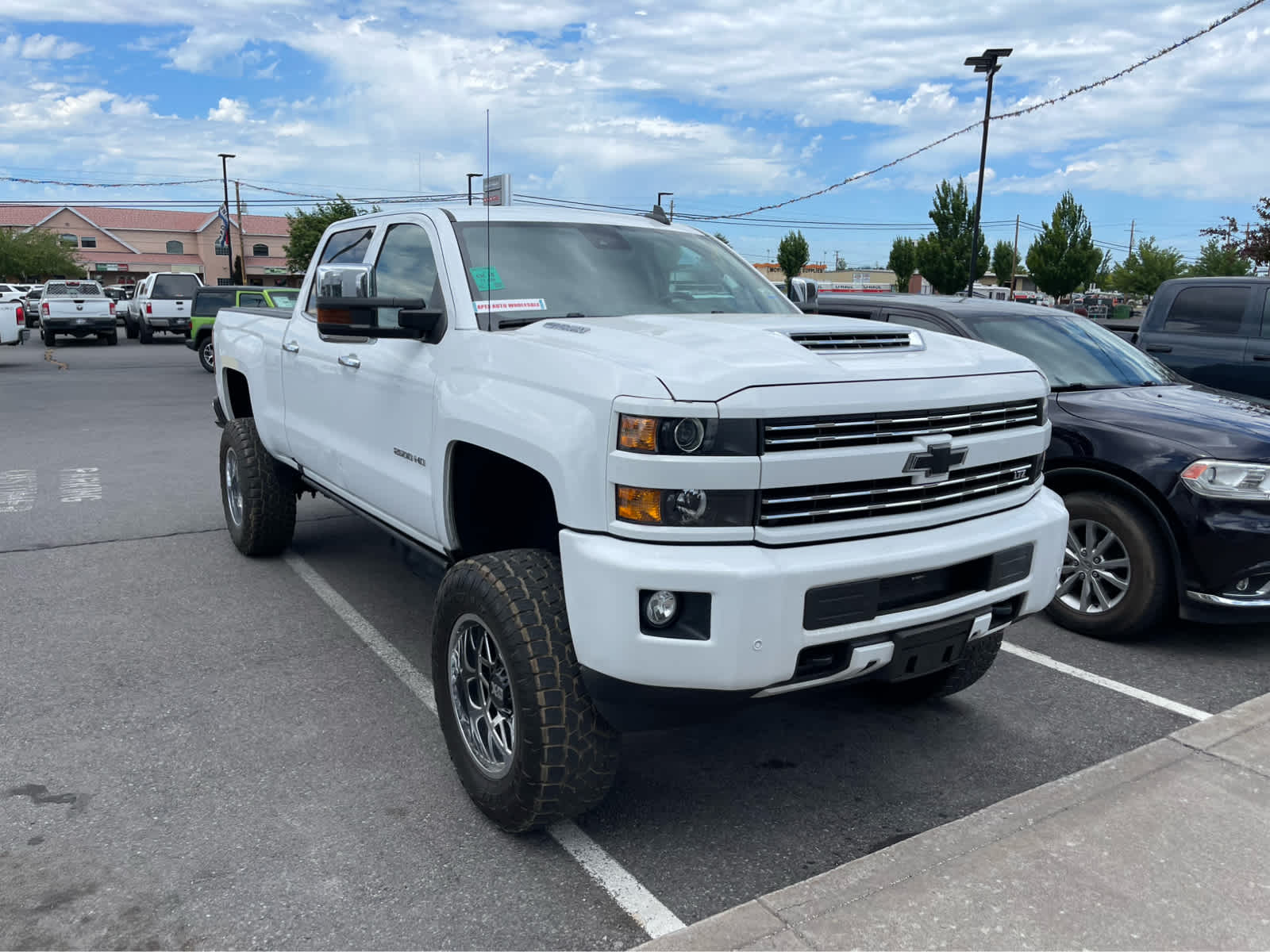 Thumbnail: 2019 Chevrolet Silverado 2500 - 3