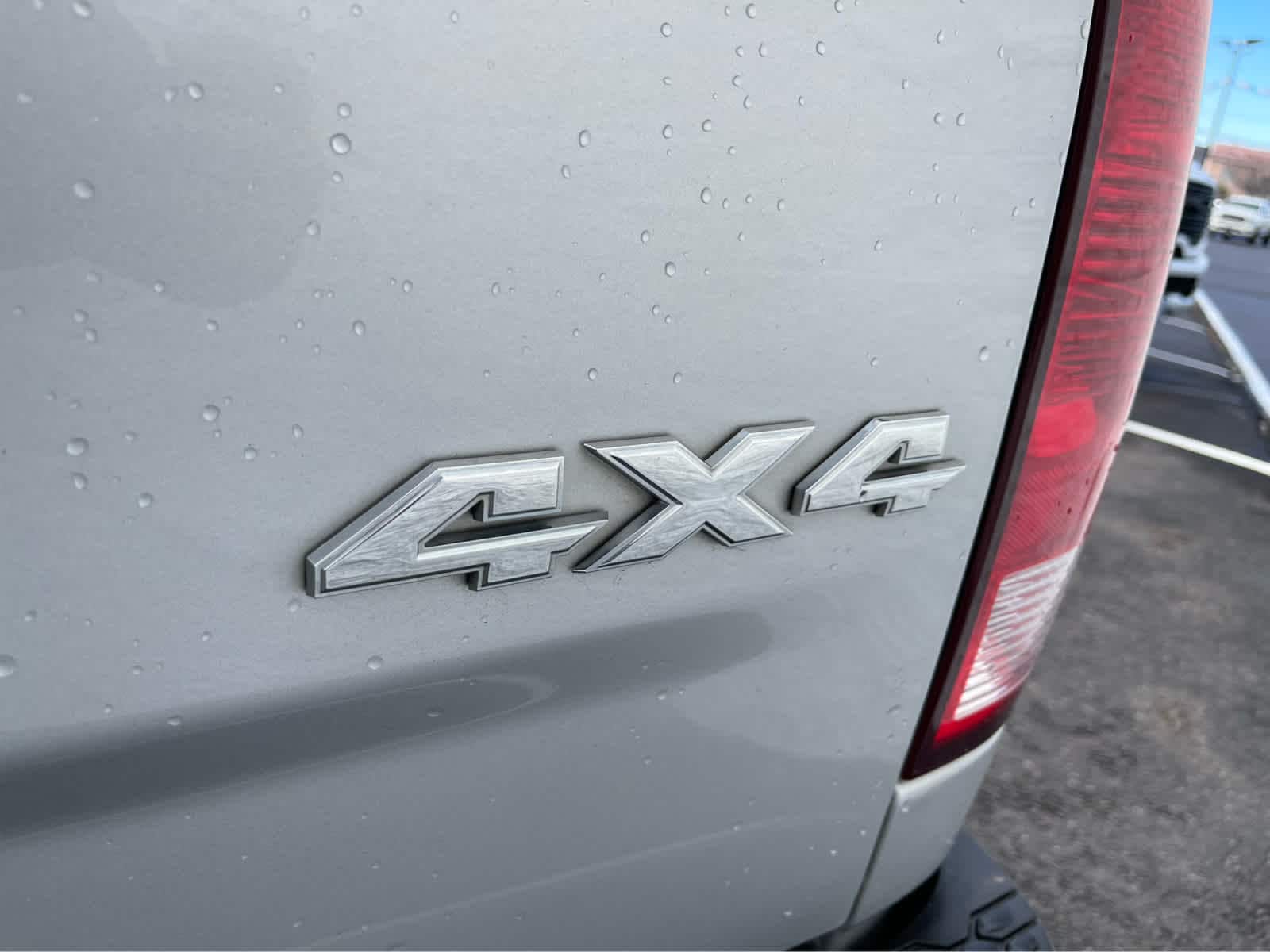 Thumbnail: 2019 RAM 1500 Classic - 10