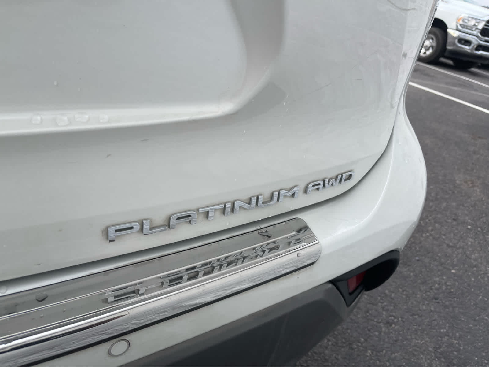 Thumbnail: 2021 Toyota Highlander - 10