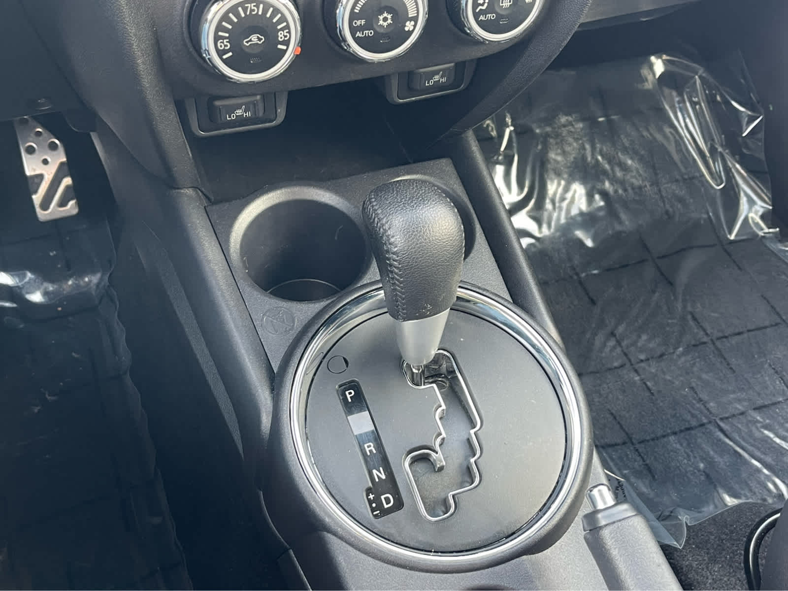 Thumbnail: 2016 Mitsubishi Outlander Sport - 16