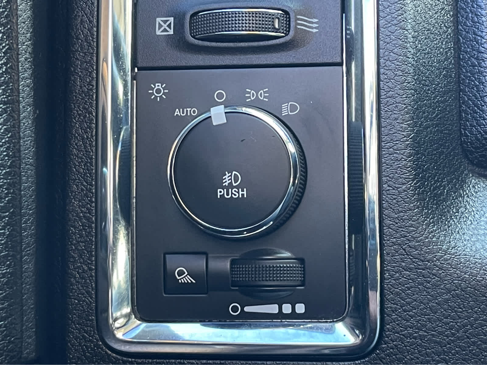 Thumbnail: 2015 RAM 2500 - 18